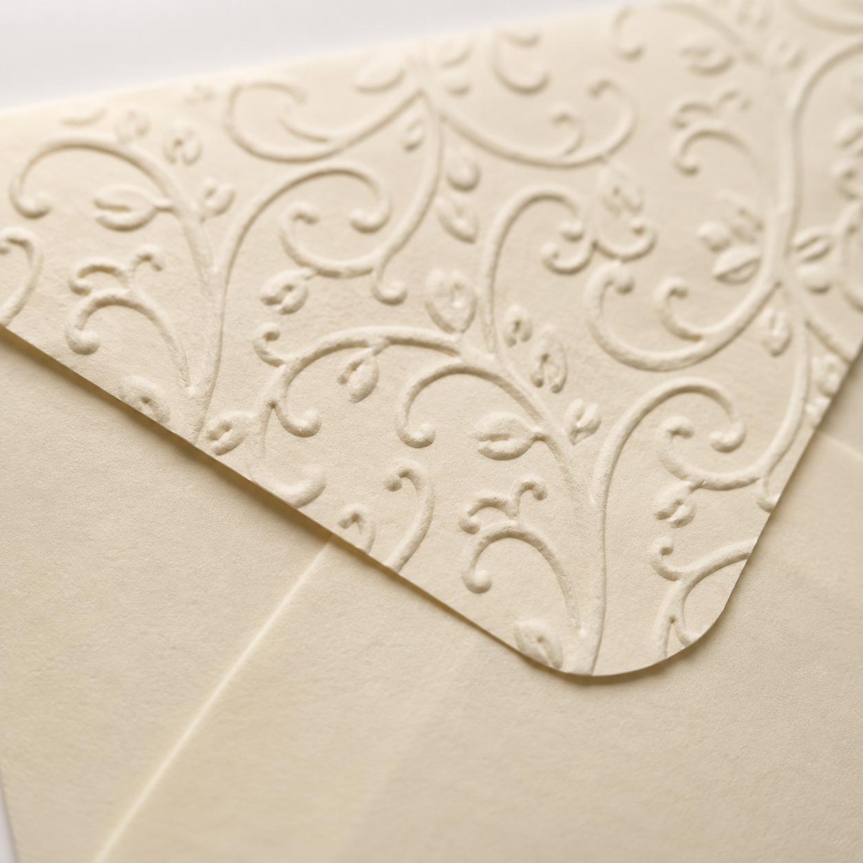 C7 81x111mm Embossed Mini Wedding Envelopes